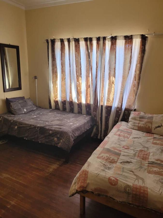 Skippers Backpackers Cc Walvis Bay Extérieur photo