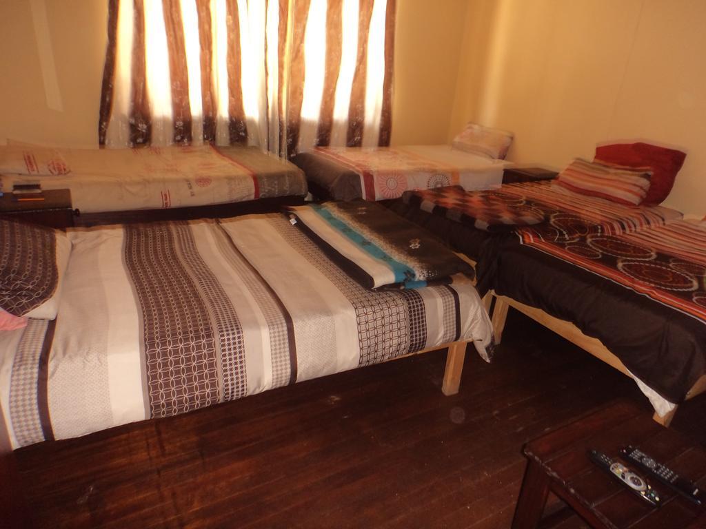Skippers Backpackers Cc Walvis Bay Extérieur photo